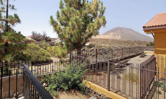 Chejilipes Chalet De Esquí | 'Casa En Parque Nacional Del Teide' with Sea View, Private Terrace and Wi-Fi