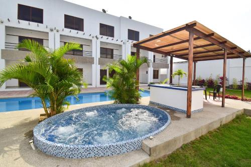 Salinas Casa | Casa entera en Salinas - 3 pisos Piscina Jacuzzi Wifi Parqueo
