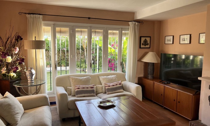 El Puerto de Santa María Chalet De Esquí | GINVA - Casa con encanto al lado de la playa