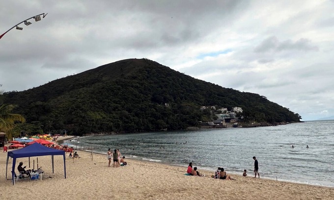 Martim de Sa Casa | Casa espaçosa com churrasq e Wi-Fi a 400m da praia