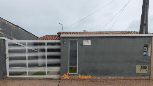 Balneario Gaivotas Casa | Casa espacosa com churrasqueira em Itanhaem