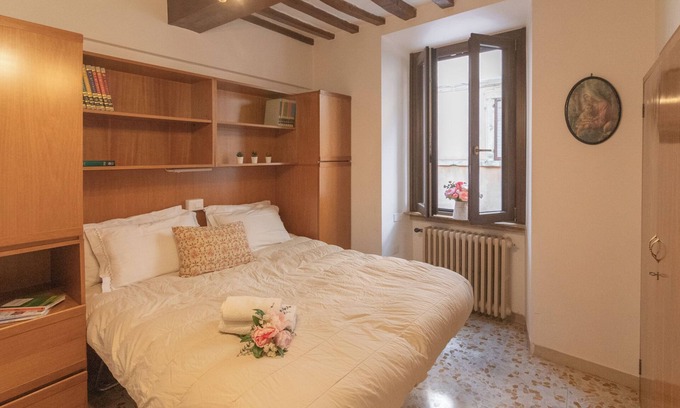 Gubbio Apartamento | Gubbio centro histórico vacantes vacaciones viaje de vacaciones, Umbría medieval