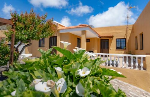 Isora Casa | Casa Esteban Y Facunda