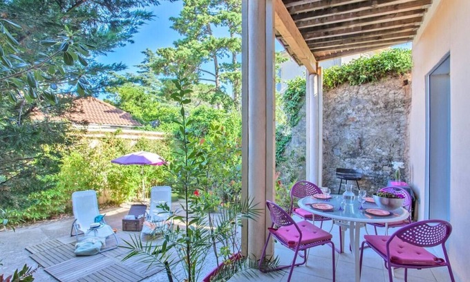 Erbalunga Apartamento | Casa Estel - Rose, apartamento en el centro de Erbalunga