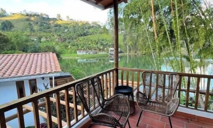 El Penol Casa | CASA EVE HOTEL ENTIRE 2 ACRE WATERFRONT PRIVATE PROPERTY up to 15 people