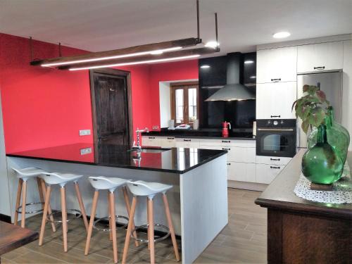 Baraibar Casa | Casa FamiliarArtola Etxea San Sebastian-Pamplona-Bilbao
