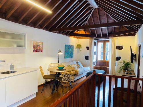 Valverde Casa | CASA FILA