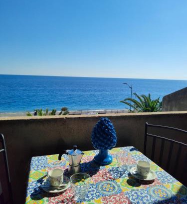 Santa Teresa di Riva Casa | Casa Fleres