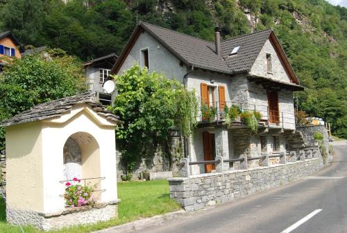 Brione Casa | Casa Fontanella