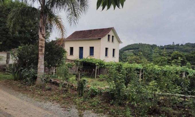 Bento Goncalves Casa | Casa Foresti, historic, surrounded by nature, for family or group of friends.