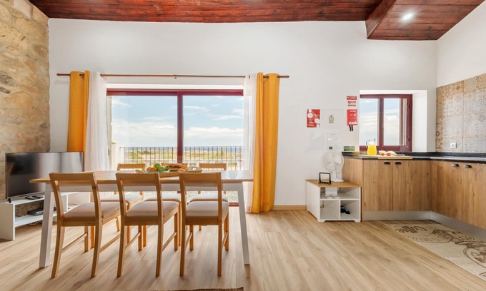 Porto Santo Chalet De Esquí | Casa Forno de Cal - By Wehost Madeira