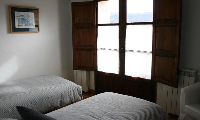 Vallejo de Sotoscueva Casa | Casa Guareña