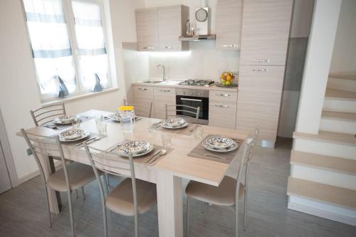 San Giovanni Lupatoto Apartamento | CASA GEMMA - Big Family House with Free Parking