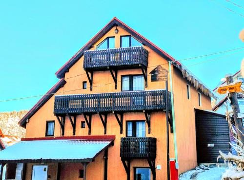 Lupeni Cabina | Casa Germana Straja