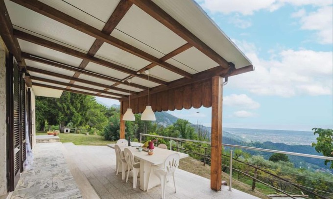Seravezza Casa | Casa Giulia by Interhome