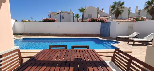 Castelo Villa | Casa Golfinho, Albufeira