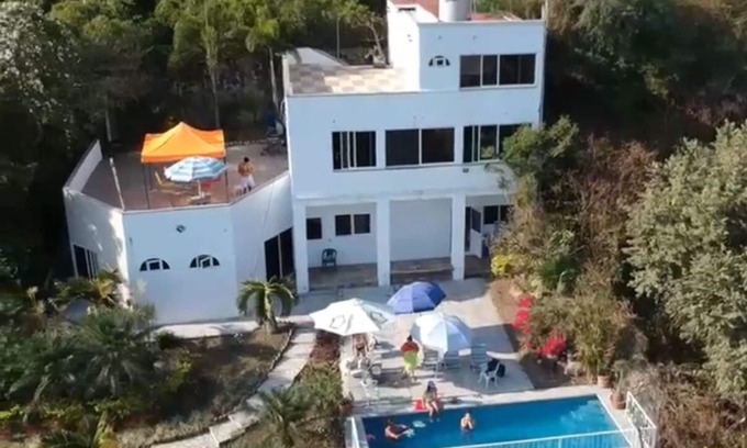 Tequesquitengo Casa | Casa grande rustica en zona dorada cerca de restaurantes y hoteles conbuenavista