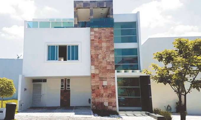 Puebla Casa | ¡Casa grande y cómoda! Súper ubicación, seguridad y tranquilidad en Angelópolis