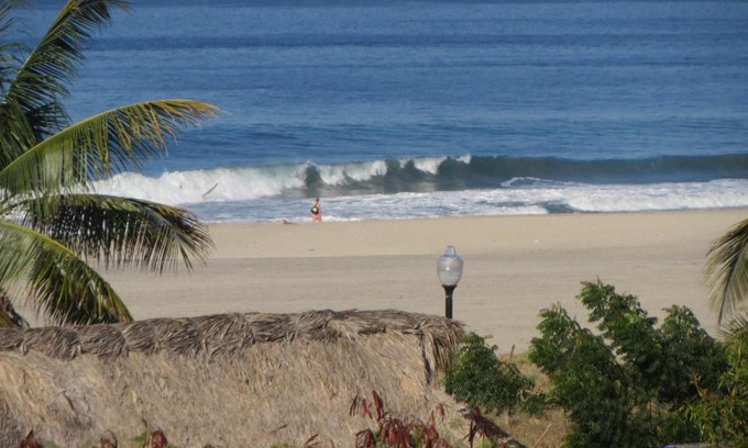 Santa María Casa | Casa Guadalupe - big beach oasis!