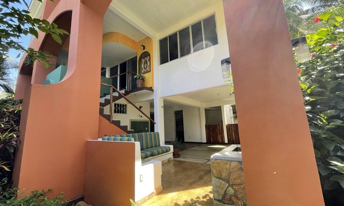 Santa María Casa | Casa Guadalupe - a 1 minuto de la playa! Blue Horizon Real Estate