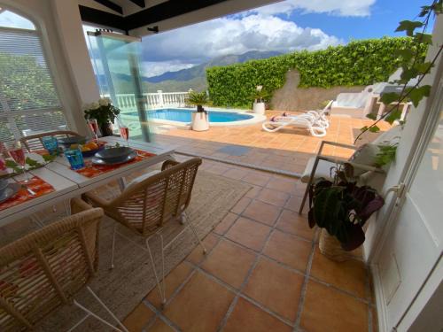Viñuela Villa | Casa Hollandia