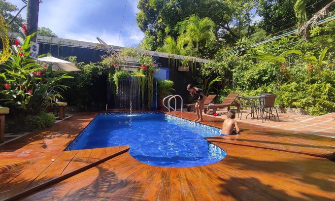 Canaveral Casa | Casa Hostal Bachue