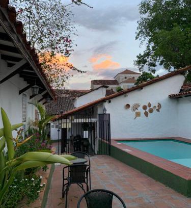 Zona Colonial Cama Y Desayuno | Casa Hotel Dulce Candelaria