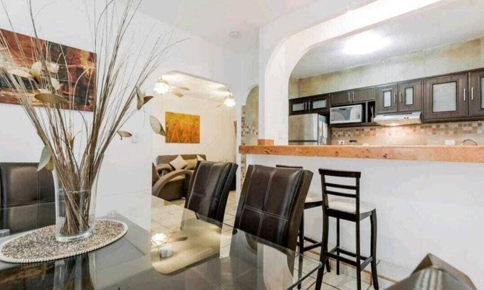 S. M. 57 Casa | Casa Huayacan | entera y privada de un piso | sin escaleras | Terraza patio