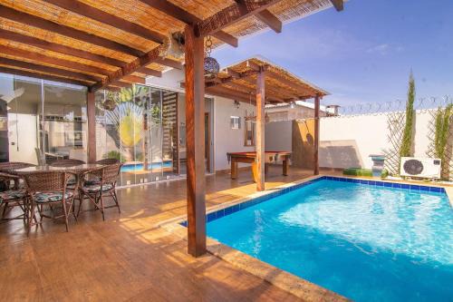Setor Lagoa Quente Casa | Casa Ipê - Luxo em Cond Fechado c/Piscina Aquecida