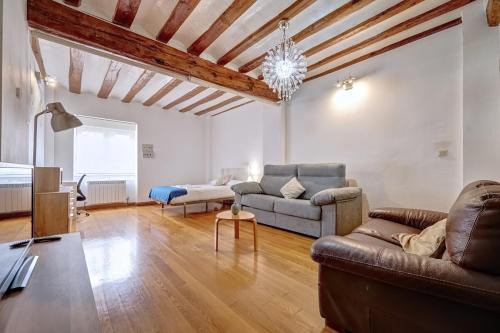 Centro histórico Apartamento | Casa Iruña by Clabao