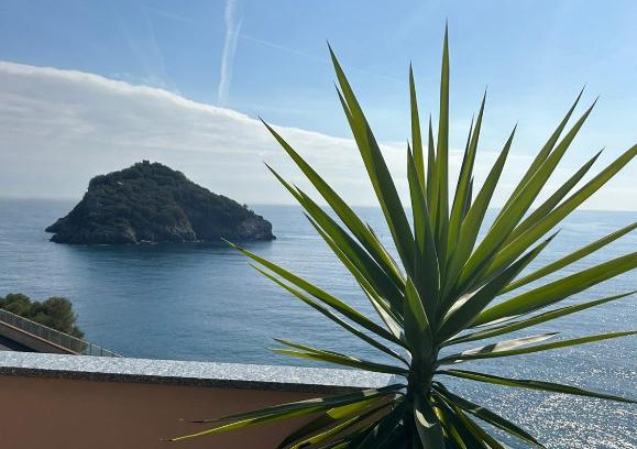 Torre del Mare Apartamento | Casa Isola