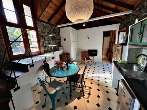 Tajuya Casa | Casa Jardín Tropical