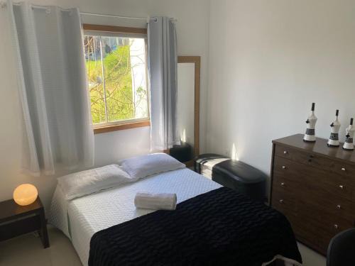 Macae Casa | Casa Jequitibá Quartos Mobiliados