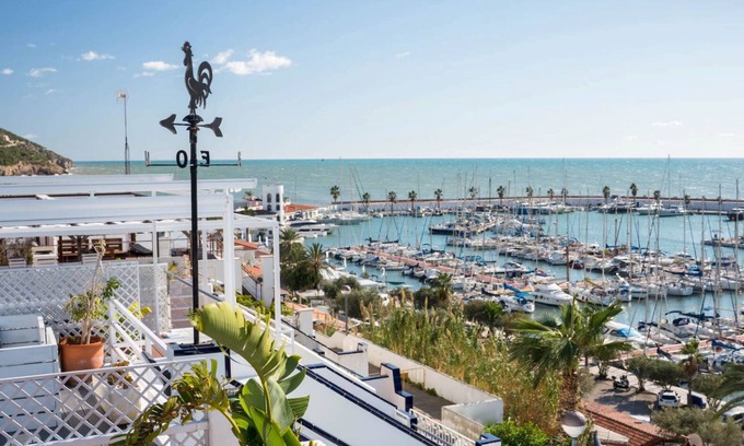 Sitges Chalet De Esquí | Casa Jetty