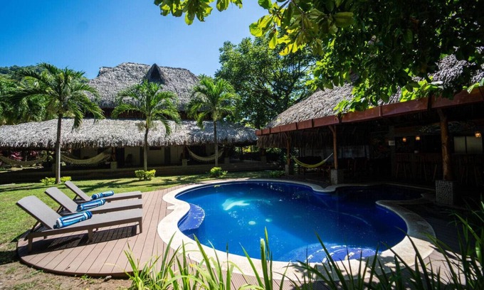Chiltiupan Casa | Casa K59 - Walk to Beach