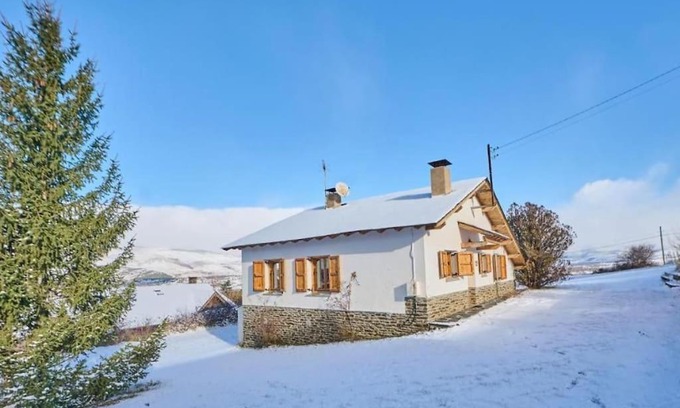 El Vilar d'Urtx Casa | Casa l'Avet. El Vilar d'Urtx