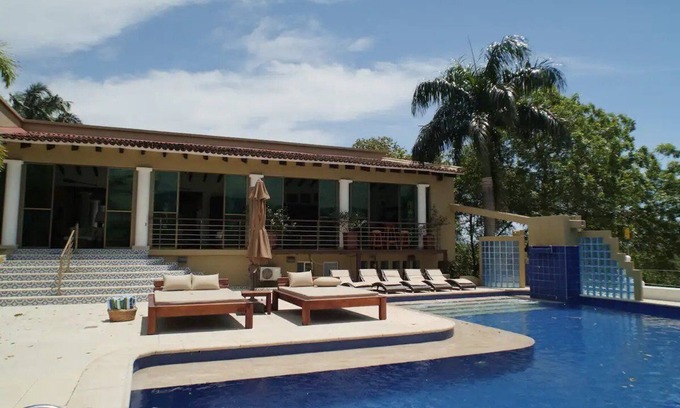 Puerto Salgar Villa | CASA LA GUAIRA Exclusive and Amazing