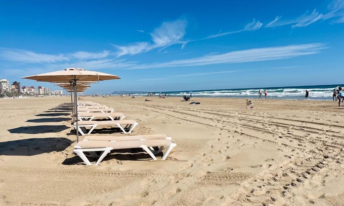 Grao de Gandia Casa | Casa LA PARRA, grupos