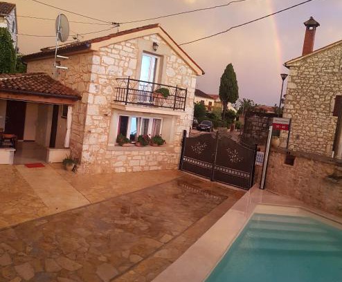 Vrvari Casa | Casa Ladonja