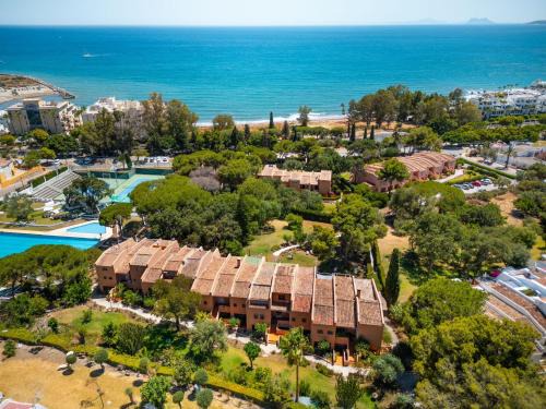 Urbanización Puerto de Estepona Apartamento | Casa Lara