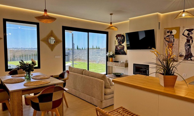 El Puerto de Santa María Chalet De Esquí | Casa Las Mironas II - Ole Solutions