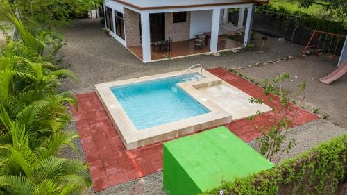 Veintisiete de Abril Casa | Casa Las Mariposas Fantastic Home With Nature Views & Private Pool