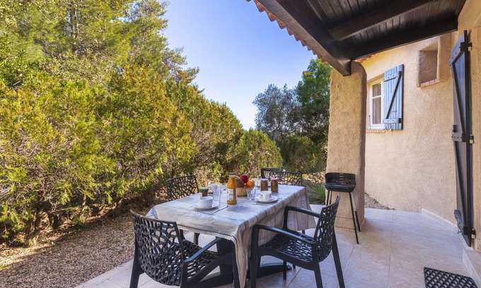 Santa Giulia Casa | Casa Lavezzi by Interhome