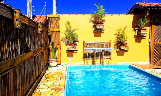 Jardim Santa Tereza Casa | Casa linda com Piscina e Jogos, pertinho da Praia
