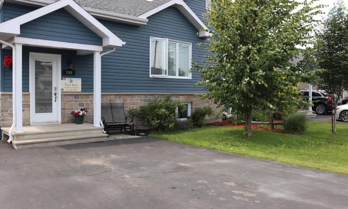 Princeville Cama Y Desayuno | Casa Linda Victoriaville