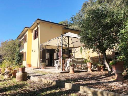 Casale Marittimo Apartamento | Casa Lisa a Casale Marittimo by Zoom In Earth