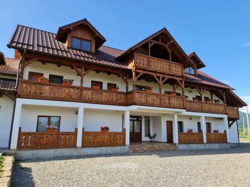 Vadu Izei Casa | Casa Loredana