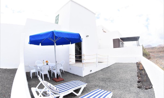 La Santa Casa | Casa Los Lajares