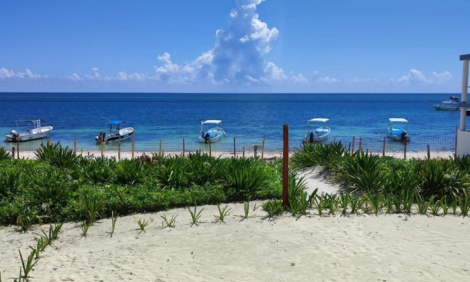 Puerto Morelos Casa | Casa Lucia Beachfront Puerto Morelos