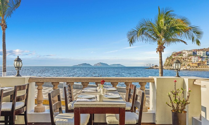 Centro de Mazatlán Hotel | Casa Lucila Mazatlán Curamoria Collection - Adults Only